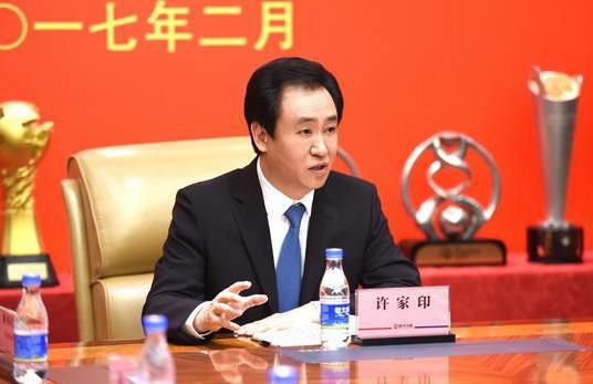 艺人要走得长远，也要把自己当成一个IP来经营，要有足够丰富的内涵、多样性，所以我们对艺人提出更高的要求。